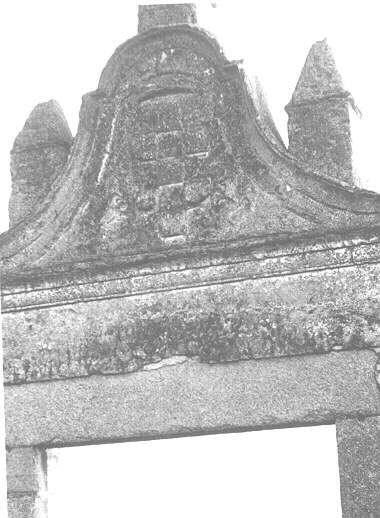 Detalle del escudo jaquelado de los Portocarrero. (T. T. Garca, 1977)