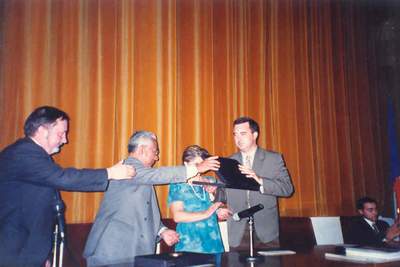 Homenaje en el C.M. Hispanoamericano Ntra. Sra. de Guadalupe.  (Madrid, 1996)