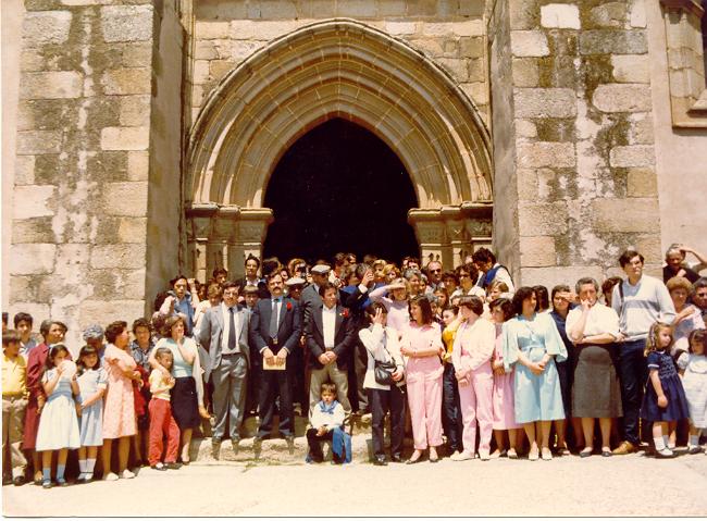 Clausura de Congreso en la Iglesia de San Martín. (Octubre, 1985) (Gentileza del Excmo. Ayuntamiento de Medellín)