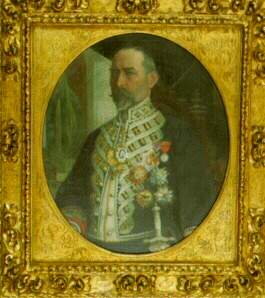 Autorretrato de Barrón con uniforme de gala de Jefe de Administración Civil. Óleo en el que el artista iba colocando sus condecoraciones. (1901-1910)