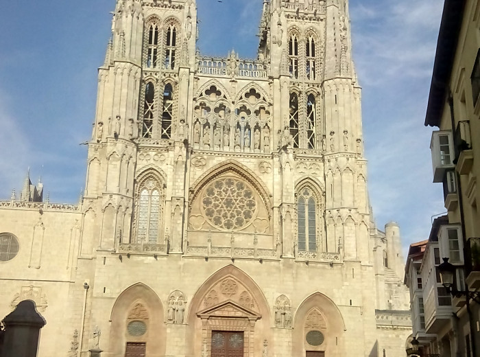 Fachada Principal de la Catedral, o de Santa María. 