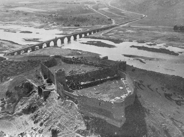 Imagen del puente de principios de los '60 del siglo XX.
