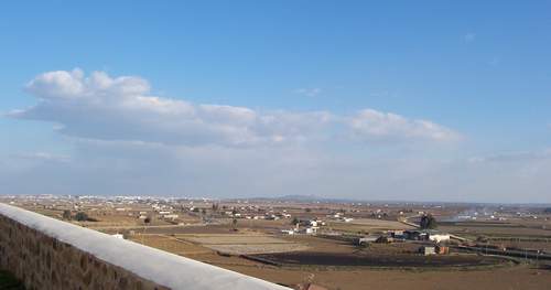 Vista del campo de Batalla, desde el atrio de la iglesia de Santiago. (Foto:T. Garca, 2005)