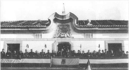 Inauguración del nuevo edificio del Ayuntamiento el día 1 de Mayo de 1957. 
