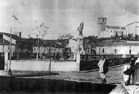 Plaza de Hernán Cortés a finales del Siglo XIX. 