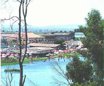 Detalle de la playa fluvial, desde el puente. Julio-Agosto '99