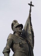 Detalle del Monumento a Hernán Cortés en Medellín. (Ed. Barrón, 1890)