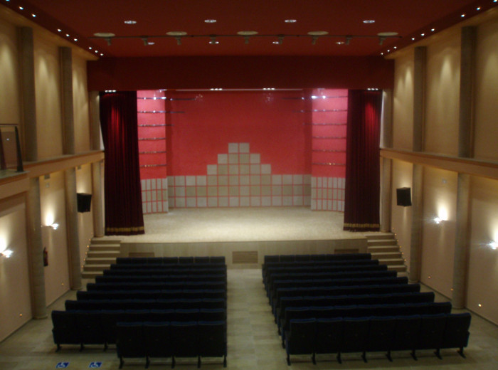 Auditorio del Centro Cultural Quinto Cecilio Metello (Medellín, Badajoz)