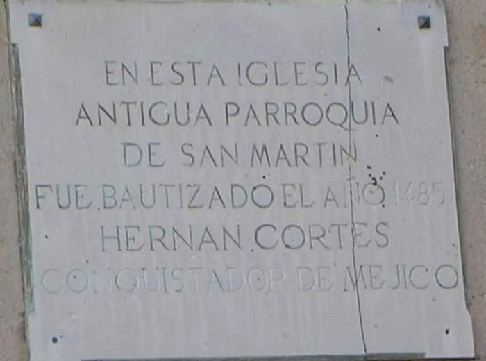 Placa descubierta con motivo del homenaje a Cortés, en 1947.