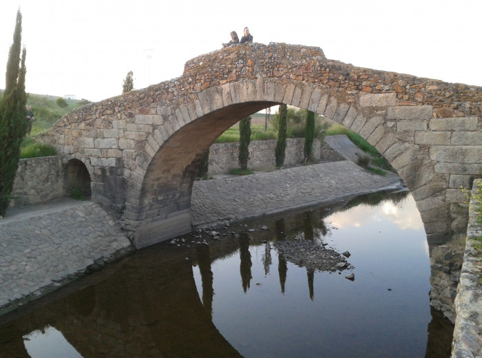 Puente romano de Cagánchez.