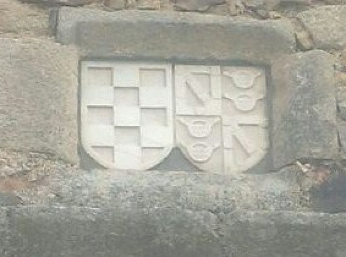 Escudo heráldico de los Portocarrero y Pacheco (Rodrigo y Beatriz, Condes de Medellín)