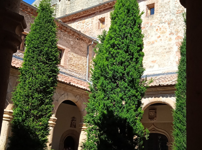 Segundo claustro del monasterio de Santa María del Parral (Segovia)