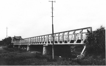 'Puente de Hierro' en la carretera Ex-206